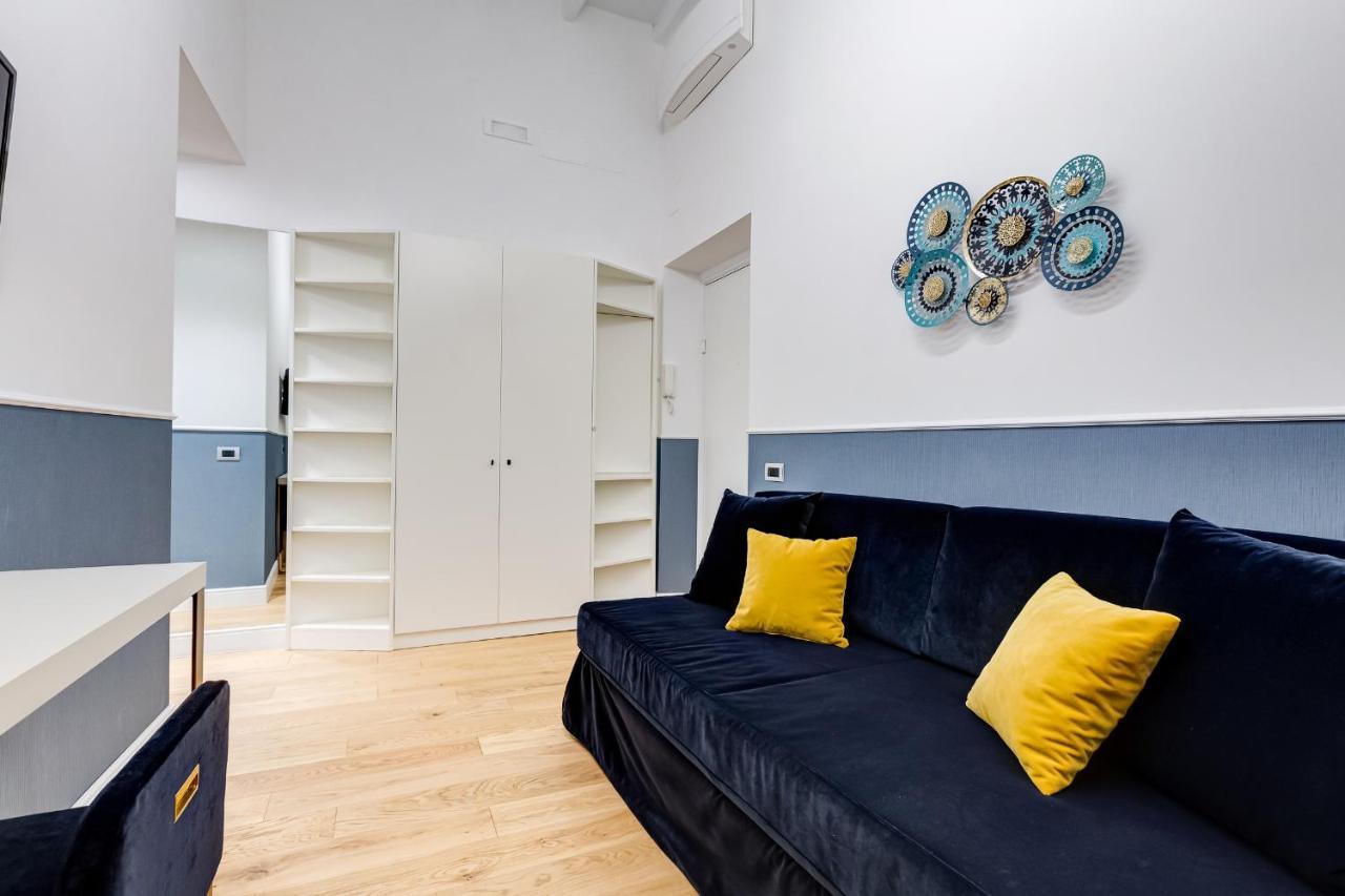 Glamour Studio - Spanish Steps Рим Экстерьер фото