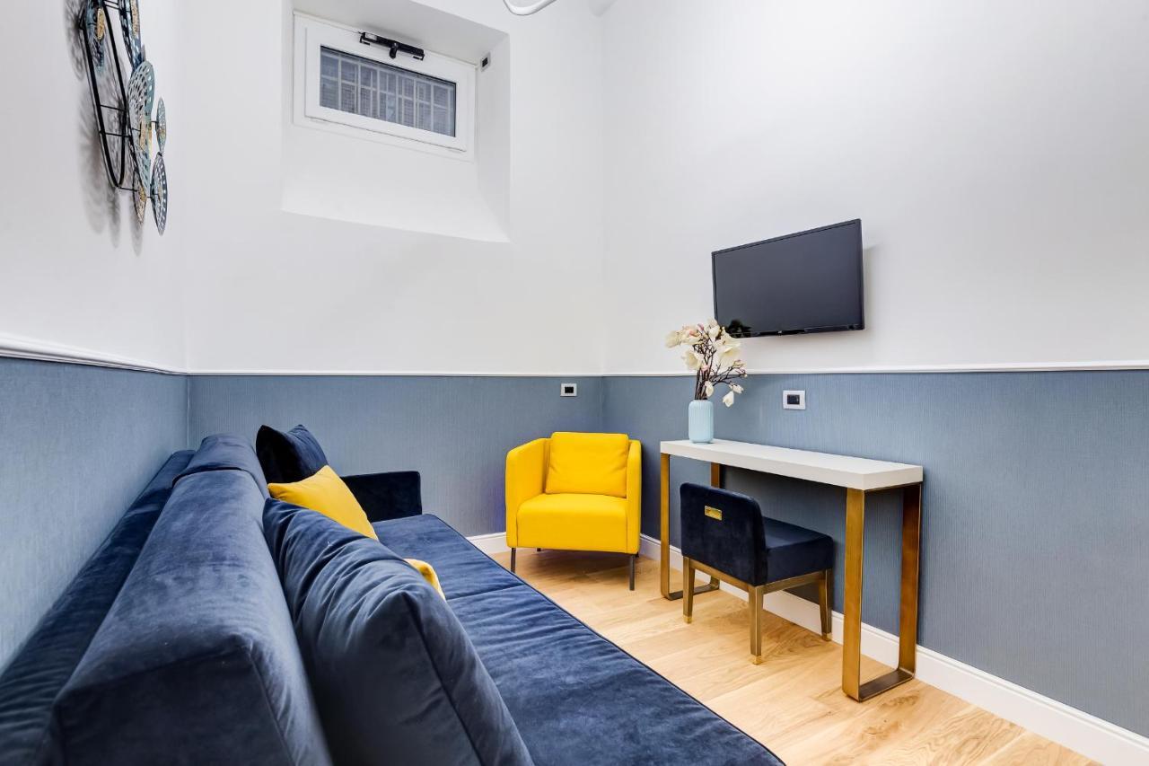 Glamour Studio - Spanish Steps Рим Экстерьер фото